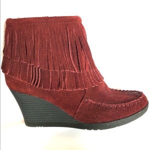 Minnetonka burgundy suede wedge ankle boot